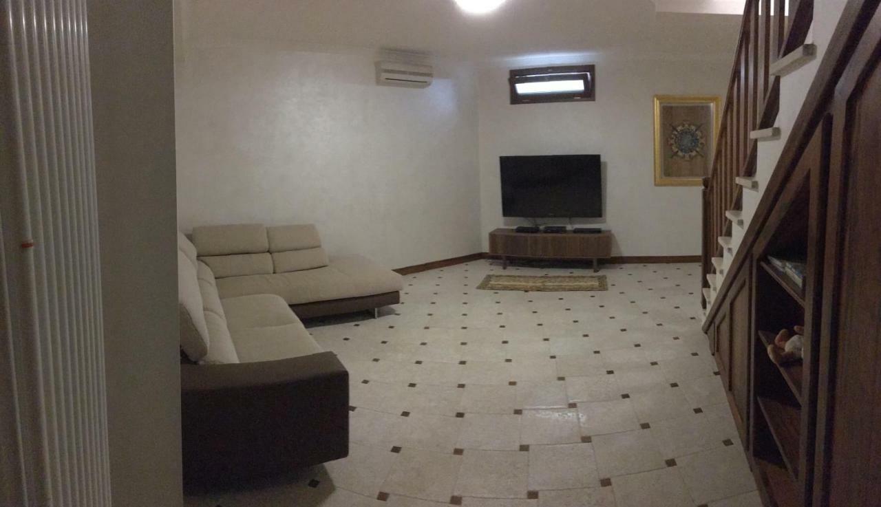 Villa Venere Near The Sea- 25 Minutes To S.Peter Ladispoli Exterior photo